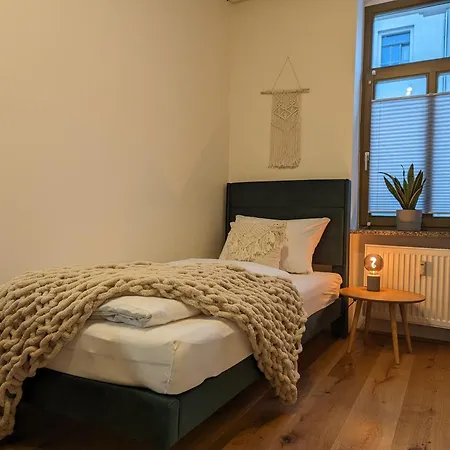 Royal 1 - Terrasse Nahe Zeisigwald Chemnitz