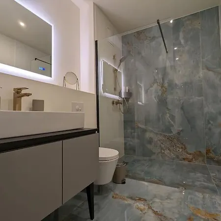 Royal 1 - Terrasse Nahe Zeisigwald Chemnitz