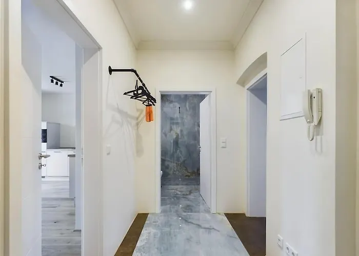 Royal 1 - Terrasse Nahe Zeisigwald *